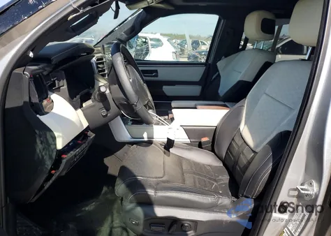 2023 Toyota Sequoia Sr5 из США, поврежденный, VIN 7SVAAABA1PX014834